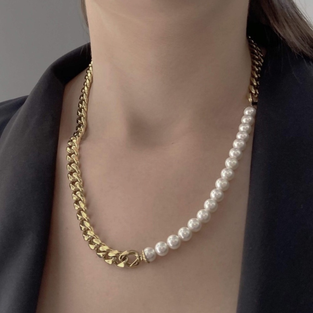 NIB | Rare-Romance Elegant GOLD and White Pearl Necklace Cuban Chain 20"